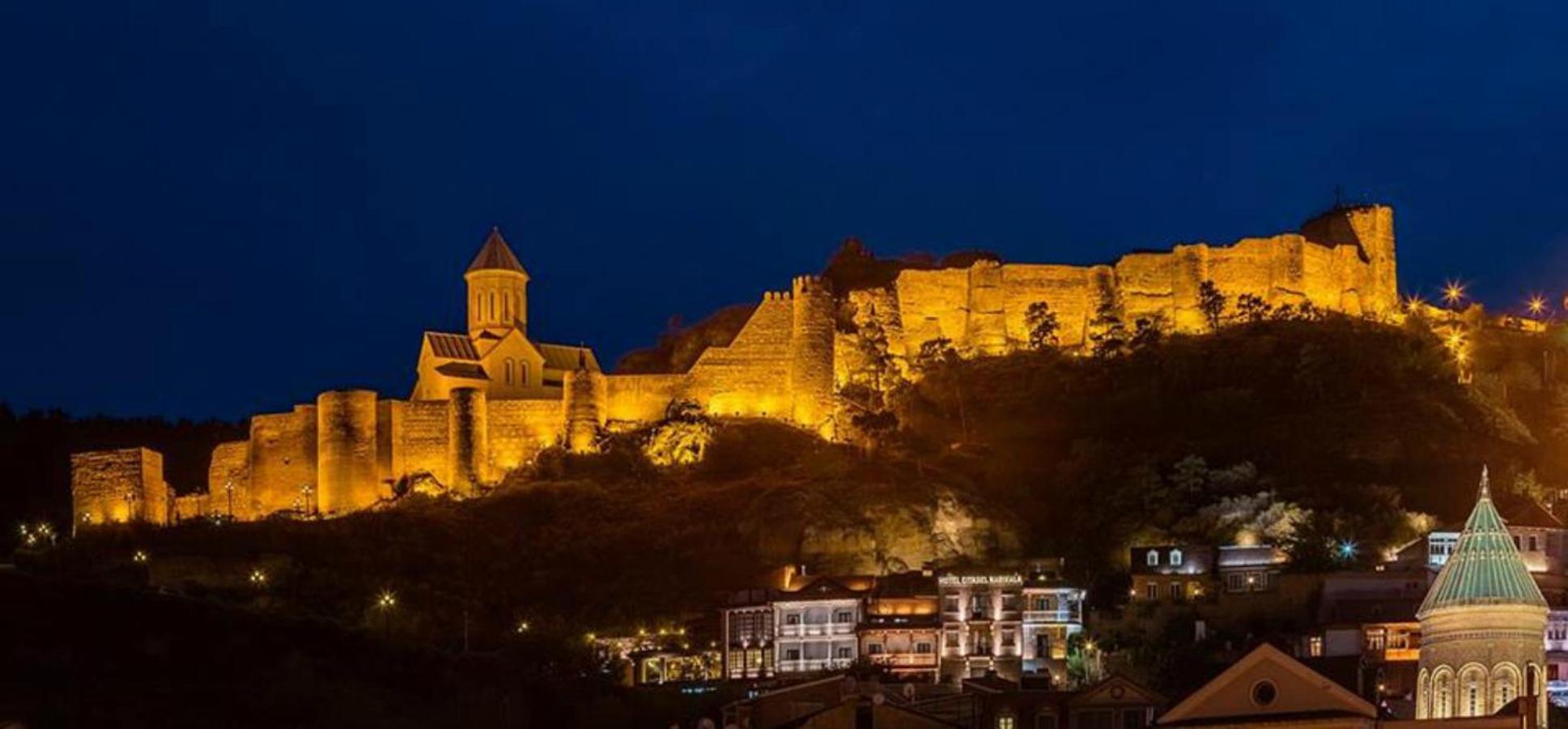 Tbiliseli Inn Tbilisi Esterno foto