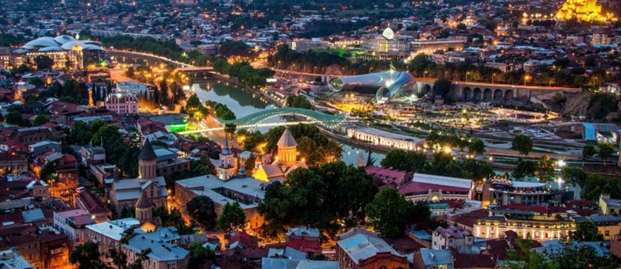 Tbiliseli Inn Tbilisi Esterno foto